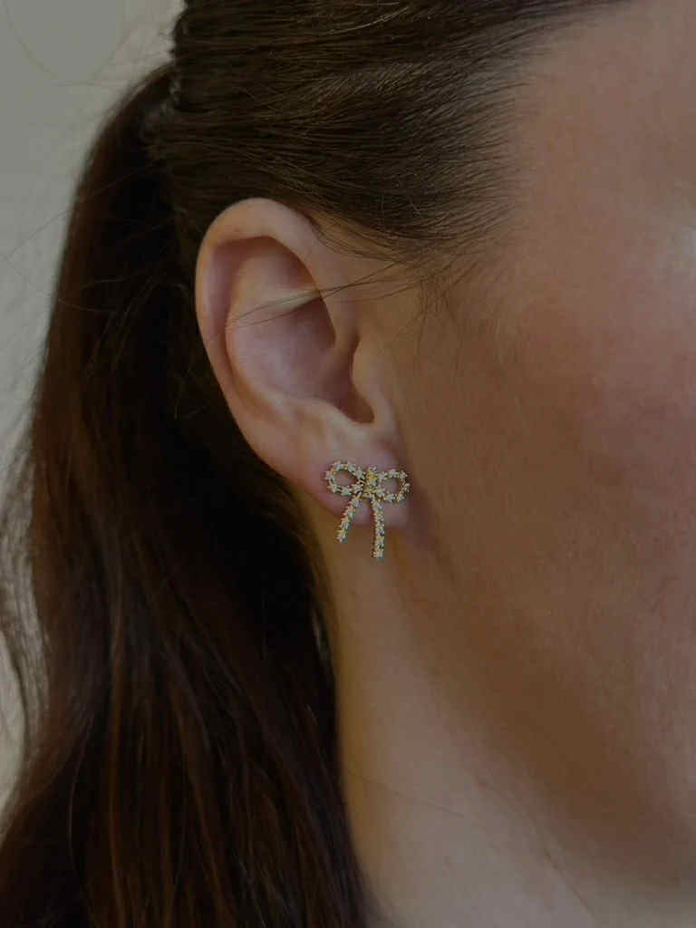 Pico Arco Small Crystal Studs